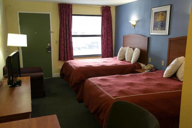 Days Inn By Wyndham Elmsford Zewnętrze zdjęcie