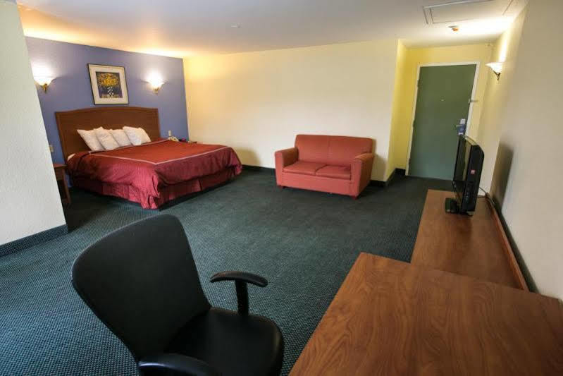 Days Inn By Wyndham Elmsford Zewnętrze zdjęcie